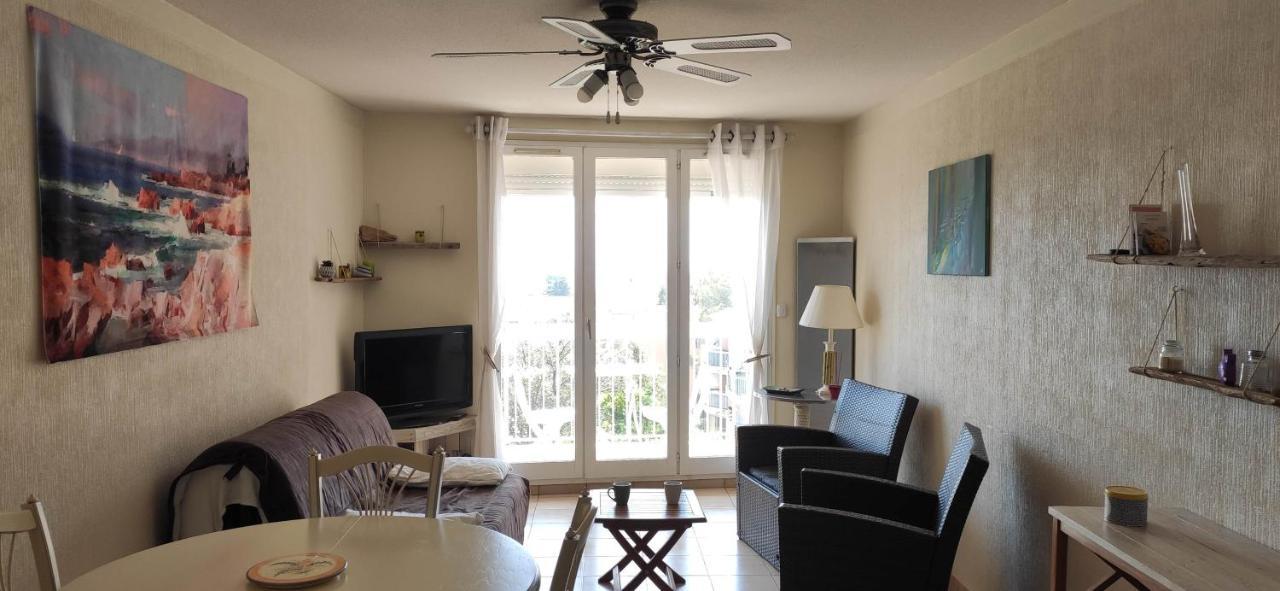 Appartement Lumineux Vue Mer Фрежюс Экстерьер фото